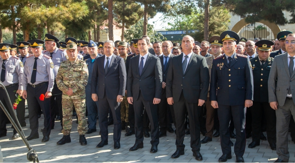 salyandashehidlerin-xatiresine-hesr-olunmush-anim-tedbiri-kechirilib-foto