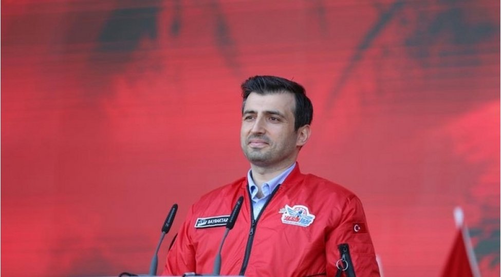 ushaq-olarken-qarabagin-ishgali-ile-bagli-bir-shey-ede-bilmemek-ichimizdeki-yara-idi-selcuk-bayraktar