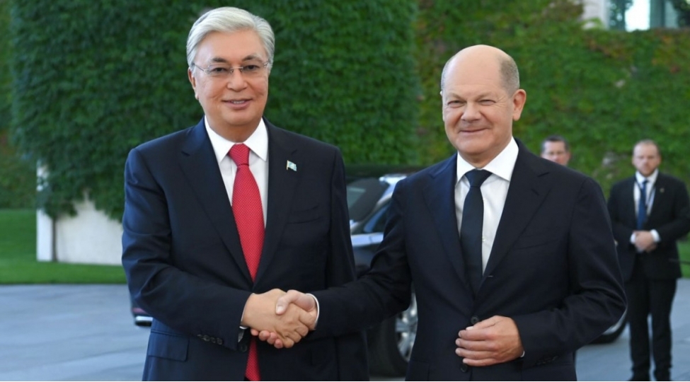 tokayev-qazaxistan-rusiyaya-qarshi-sanksiyalar-rejimine-emel-edecek-video