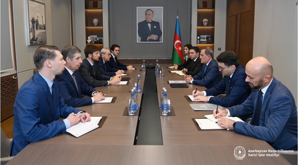ceyhun-bayramov-putinin-xususi-numayendesi-ile-gorushub