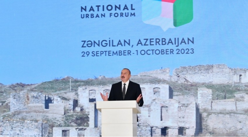 ilham-eliyev-zengilanda-2-ci-azerbaycan-milli-shehersalma-forumunun-achilish-merasiminde-ishtirak-edib