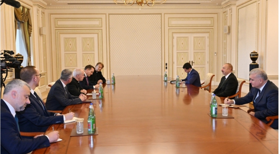 prezident-ilham-eliyev-anqlikan-kilsesinin-dini-rehberini-qebul-edib