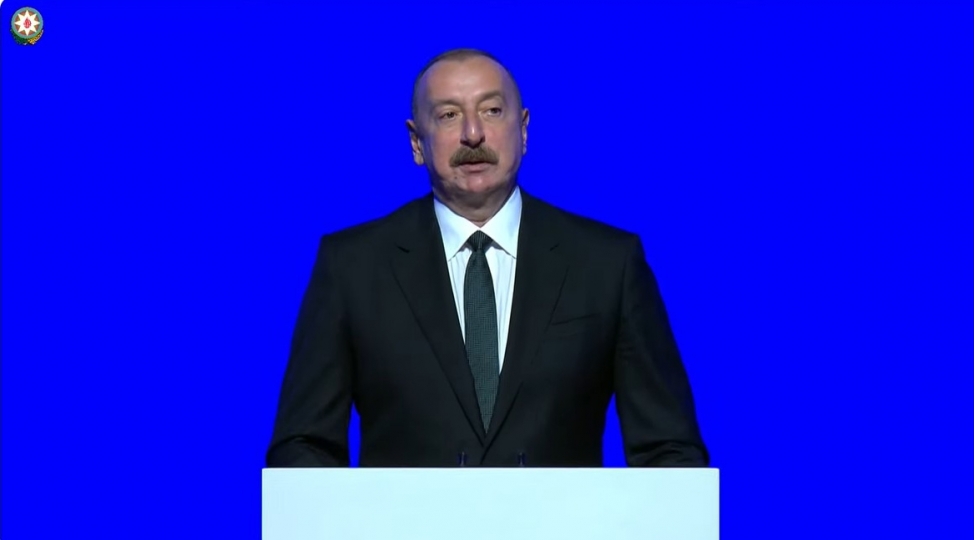 prezident-ilham-eliyev-74-cu-beynelxalq-astronavtika-konqresinin-achilish-merasiminde-chixish-edib-yenilenibvideo
