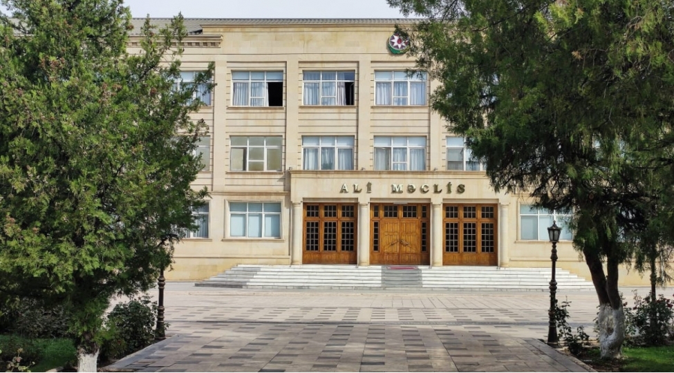 naxchivan-ali-meclisinin-payiz-sessiyasinin-ilk-iclasi-kechirilib