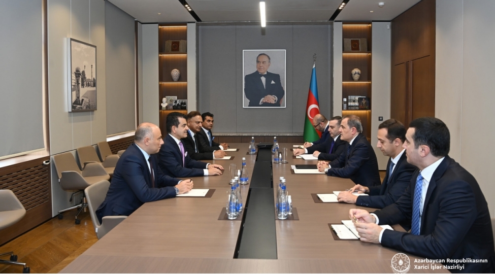 ceyhun-bayramov-icesco-nun-bash-direktoru-ile-gorushub-2