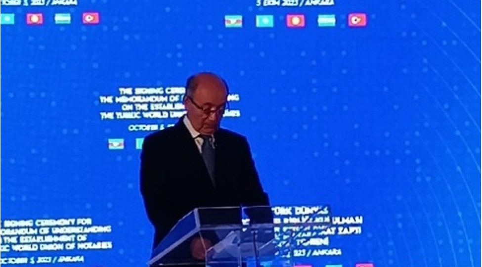 fikret-memmedov-turk-dunyasi-notariatbirliyinin-qurulmasi-tdt-arasinda-emekdashliga-tohfe-verecek