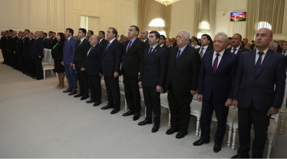 ulu-onder-azerbaycani-zamanin-murekkeb-tarixi-siyasi-sinaqlarindan-ugurla-chixarib-foto