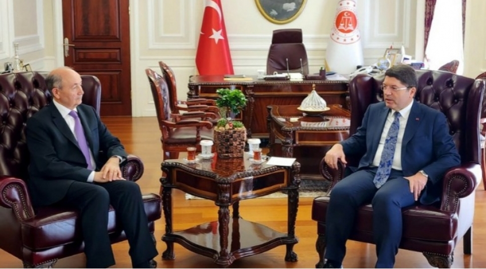 edliyye-naziri-turk-dovletlerin-hemkarlari-ile-gorushub-emekdashliq-meseleleri-muzakire-olunub