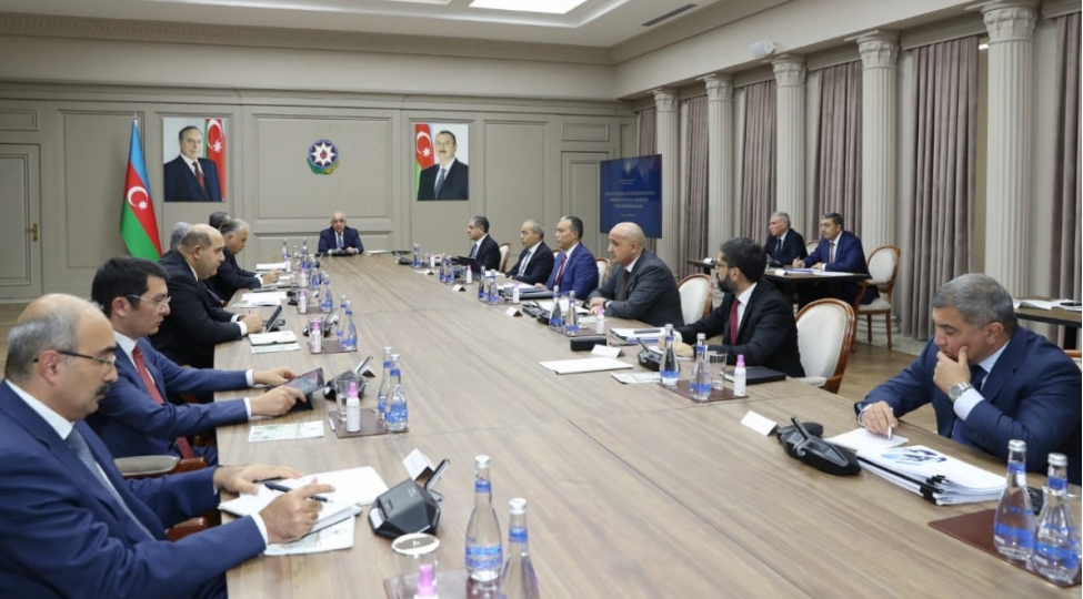 iqtisadi-shuranin-ve-azerbaycan-investisiya-holdinqinin-mushahide-shurasinin-novbeti-iclasi-kechirilib