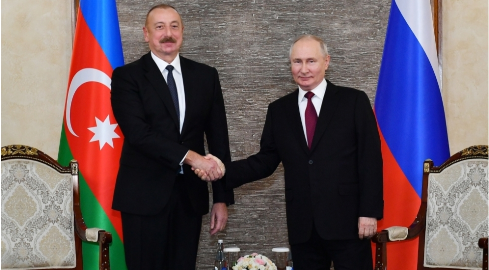 bishkekde-azerbaycan-prezidenti-ilham-eliyevin-rusiya-prezidenti-vladimir-putin-ile-gorushu-olub-yenilenib