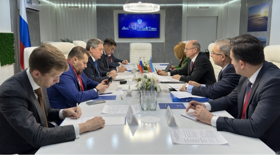 energetika-naziri-rusiyada-ikiterefli-gorushler-kechirib-foto