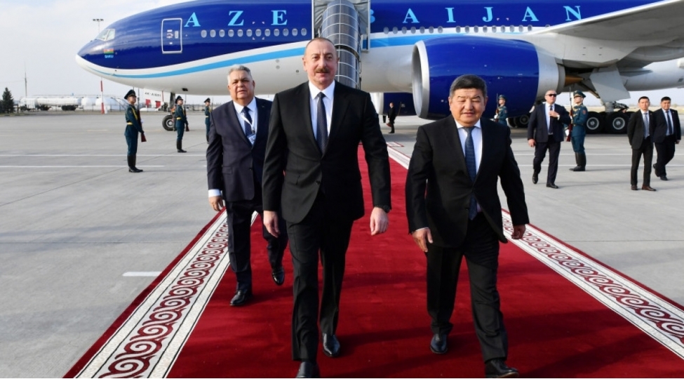 prezident-ilham-eliyev-qirgizistana-sefere-gedib-foto
