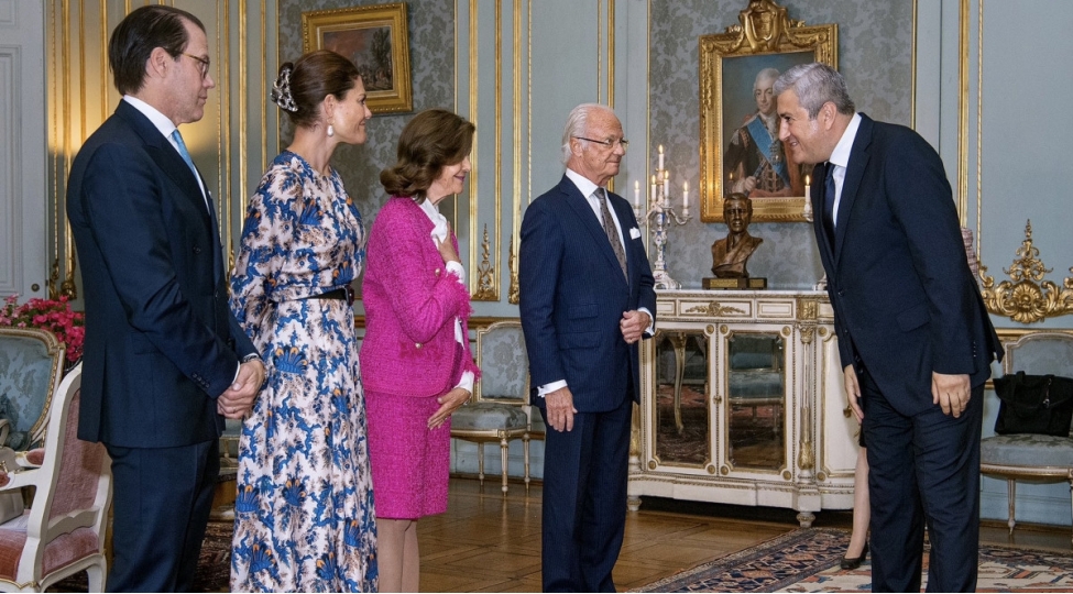 isvech-krali-azerbaycan-sefirini-qebul-edib