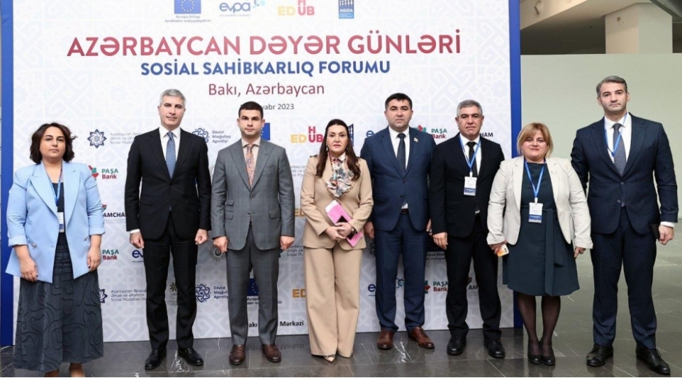 azerbaycanda-ilk-defe-foto