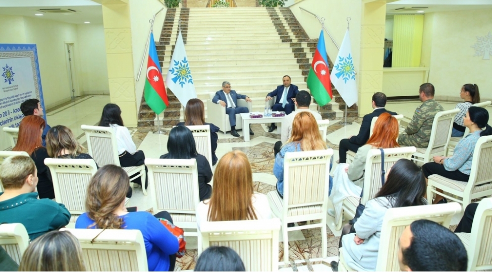 yap-bineqedi-rayon-teshkilatinda-son-20-il-azerbaycan-genclerinin-inkishaf-dovru-adli-tedbir-kechirildi