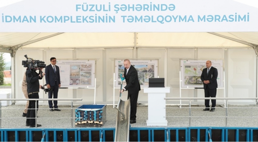 prezident-fuzuli-sheherinde-idman-kompleksinin-temelini-qoyub-yenilenibfoto