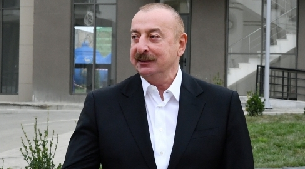 prezident-ilham-eliyev-fuzulide-sakinlerle-gorushde-shehidlerimize-ehtiramini-bir-daha-ifade-edib