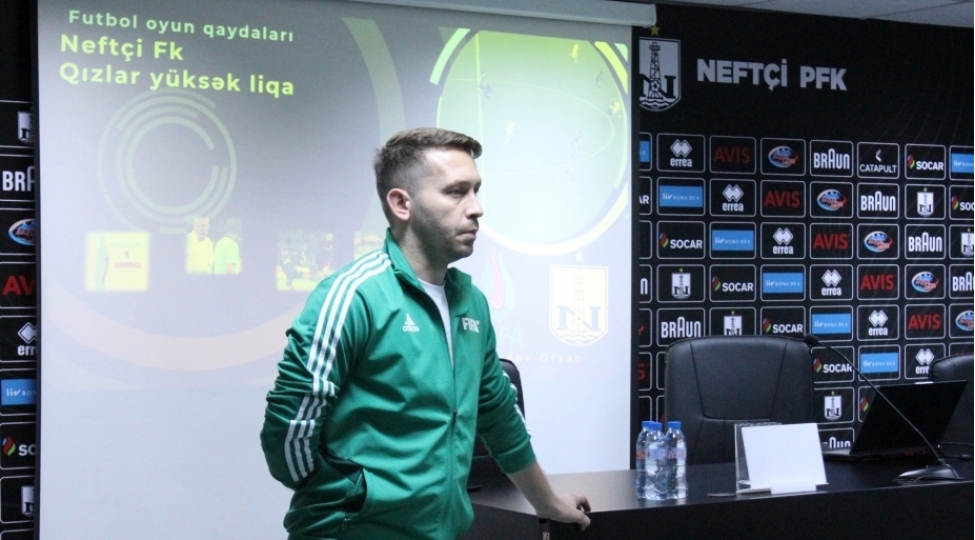 neftchinin-futbolchularina-hakimlikle-bagli-yeni-qaydalar-barede-melumat-verilib
