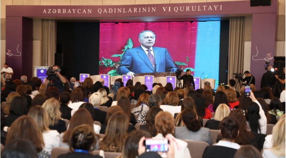 qadin-gulerse-dunya-guler