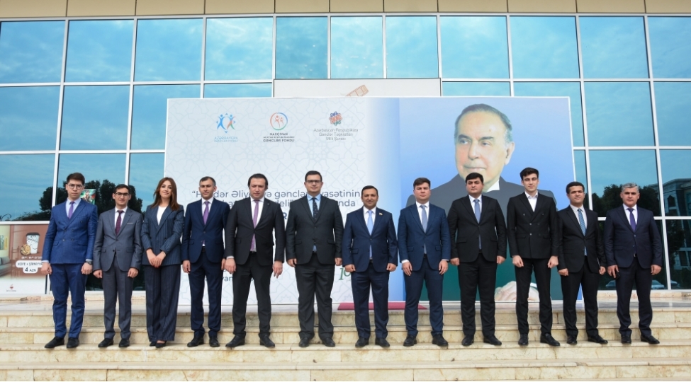 naxchivan-sheherinde-ulu-onder-heyder-eliyevin-100-illik-yubileyine-hesr-olunmush-konfrans-kechirilib-foto