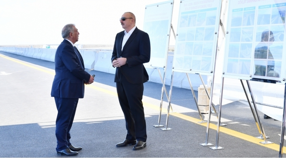 prezident-ilham-eliyev-baki-quba-rusiya-federasiyasi-ile-dovlet-serhedi-odenishli-yeni-avtomobil-yolunun-achilishinda-ishtirak-edib-yenilenib