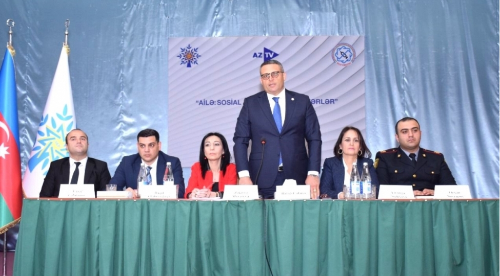 astara-rayonunda-aile-sosial-normalar-ve-deyerler-movzusunda-tedbir-kechirilib-foto