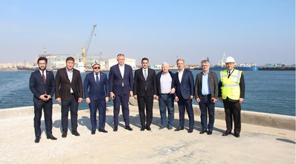 xarici-olkelerin-azerbycandaki-sefirleri-hovsan-limanini-ziyaret-etdi-foto