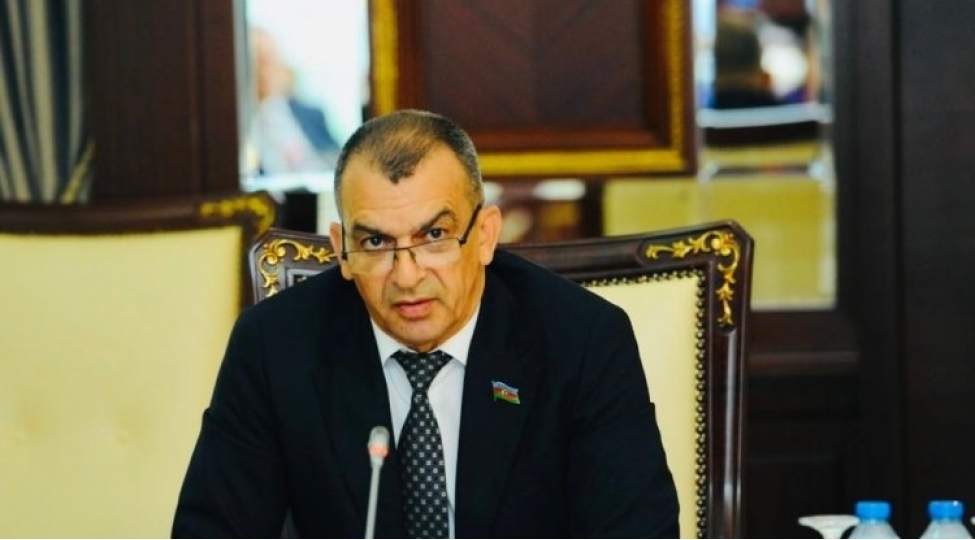 azerbaycan-kanadanin-ishini-chetinleshdire-biler-o-nazir-unvanini-sehv-salib-deputat
