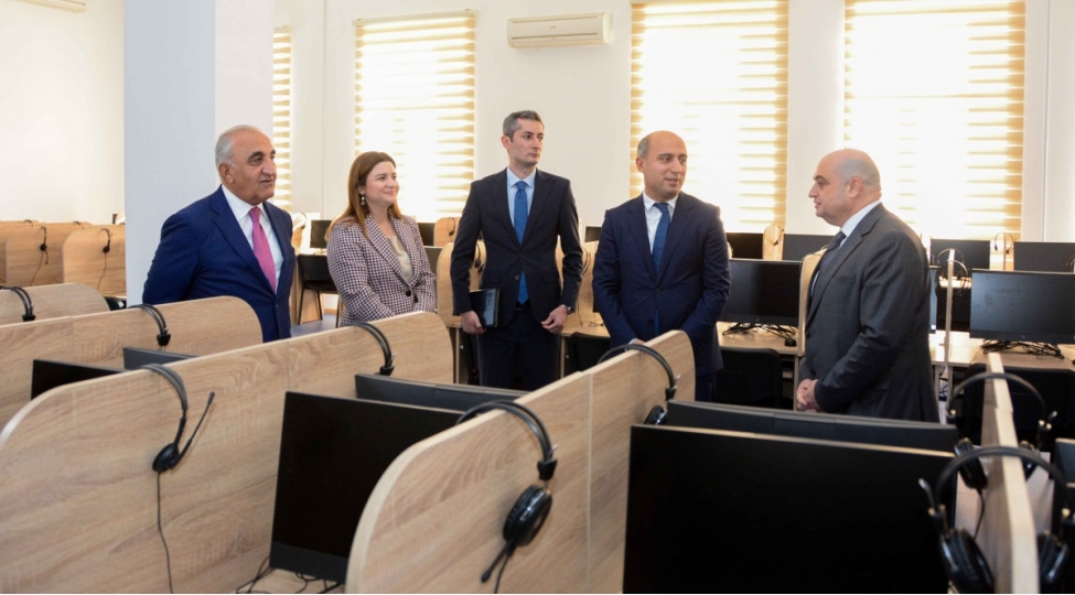 nazir-unec-de-yeni-merkezlerin-achilishinda-ishtirak-edib-ve-tehsille-bagli-muzakireler-aparib