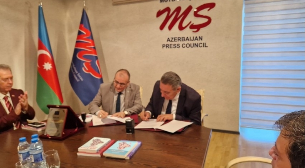 metbuat-shurasi-ile-kerkuk-kultur-derneyi-arasindaemekdashliq-memorandumu-imzalanib-foto