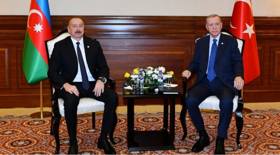 astanada-azerbaycan-prezidenti-ilham-eliyevin-turkiye-prezidenti-receb-tayyib-erdogan-ile-gorushu-olub-yenilenib