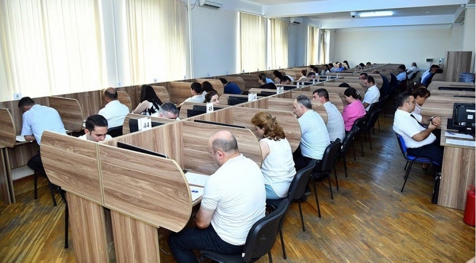 vergi-orqanlarinda-ishlemek-isteyenlerin-imtahan-neticeleri-achiqlanib