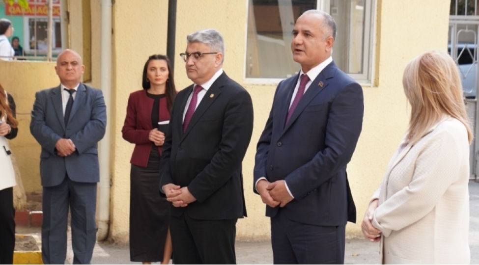 bineqedide-yerli-sakinlerle-gorush-kechirilib-foto