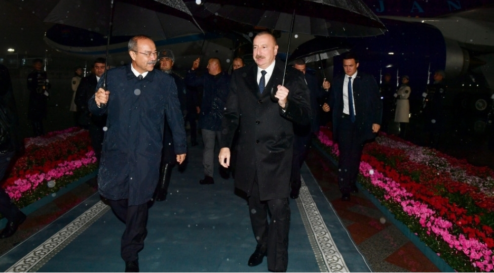 prezident-ilham-eliyev-ozbekistana-sefere-gelib