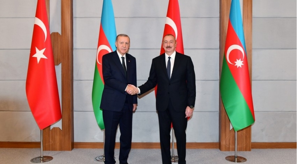 erdogan-zefer-gunu-munasibetile-ilham-eliyevi-tebrik-edib