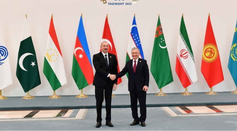 prezident-ilham-eliyev-azerbaycan-ve-ozbekistan-arasinda-strateji-terefdashliq-ugurla-inkishaf-edir