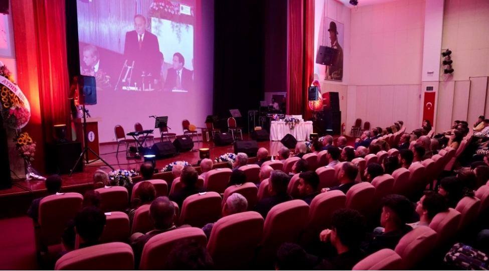 ege-universitetinde-ulu-onder-heyder-eliyevin-anadan-olmasinin-100-cu-ildonumu-qeyd-edilib-foto