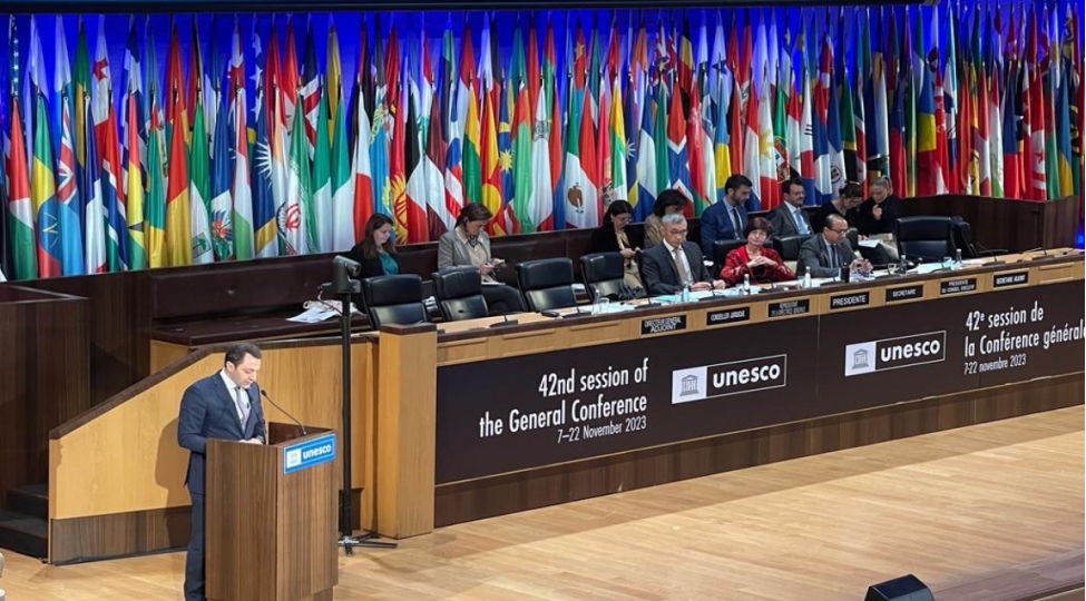 azerbaycan-xin-bashchisinin-muavini-fransada-ishguzar-seferde-olub-foto