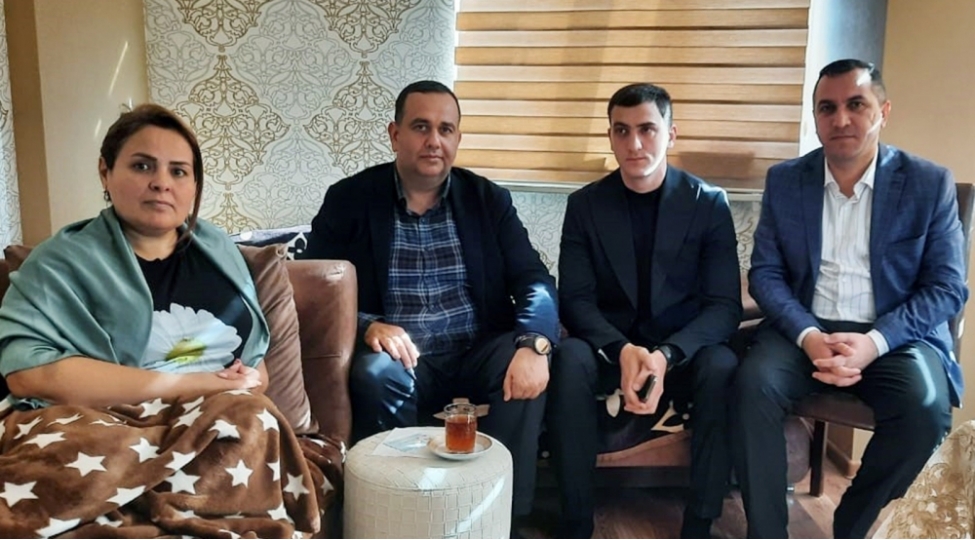 sumqayitda-shehid-anasi-ziyaret-olundu