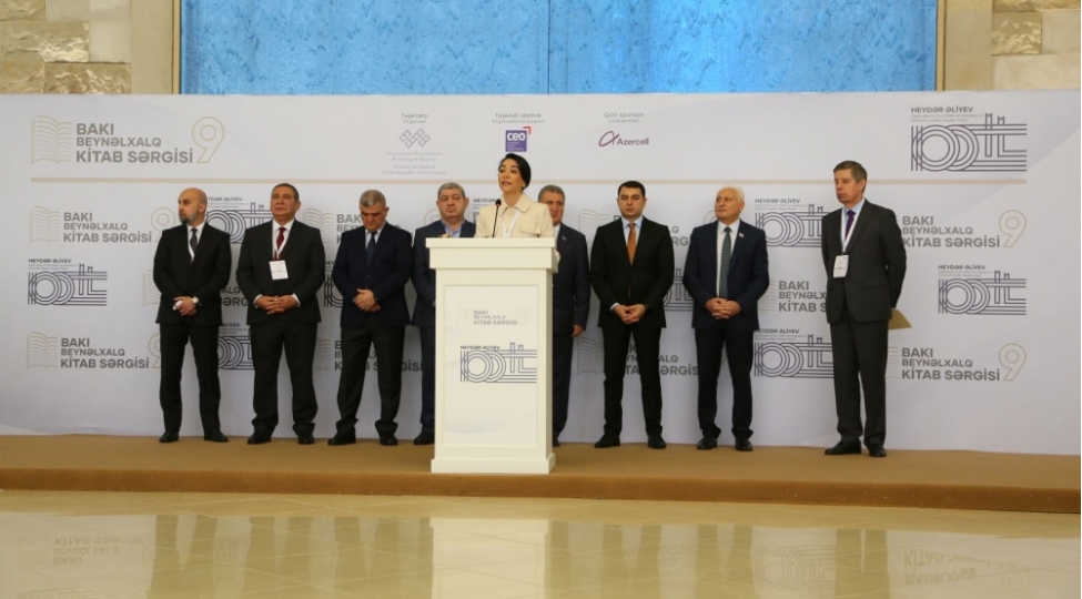 ombudsman-aparatinin-neshrleri-ix-baki-beynelxalq-kitab-sergisinde-sergilenib