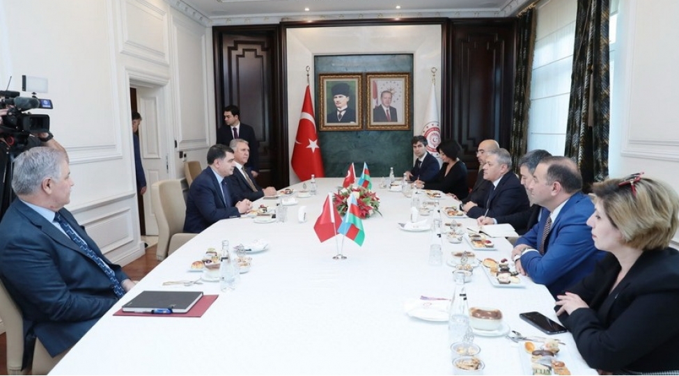 ankara-valisine-shushanin-turizm-potensiali-ve-inkishafi-barede-melumat-verilib