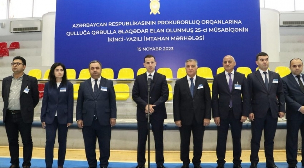 prokurorluq-orqanlarina-qulluga-qebulla-bagli-musabiqenin-yazili-imtahan-merhelesi-kechirilir-foto