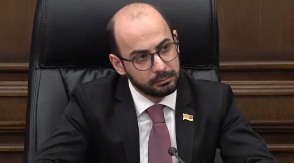 ilin-sonuna-qeder-baki-ile-sulh-sazishi-imzalana-biler-ermeni-deputat
