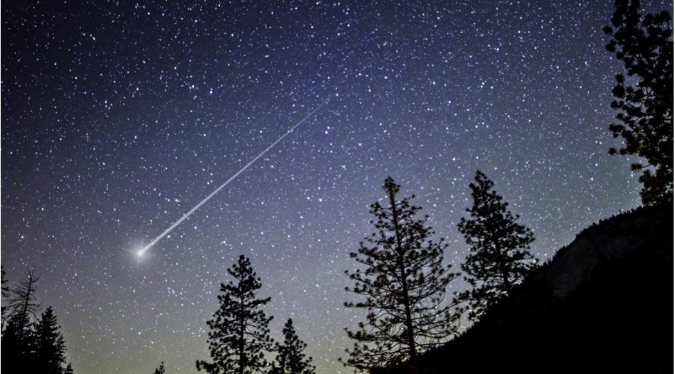 bu-gun-leonid-meteor-selinin-piki-bashlayir