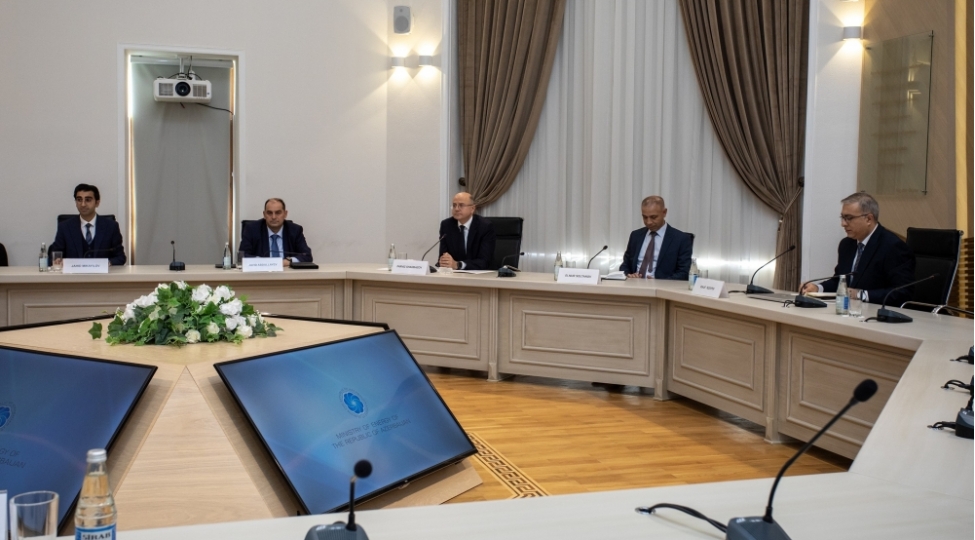 energetika-nazirliyinde-windeurope-assosiasiyasinin-icrachi-direktoru-ile-gorush-olub