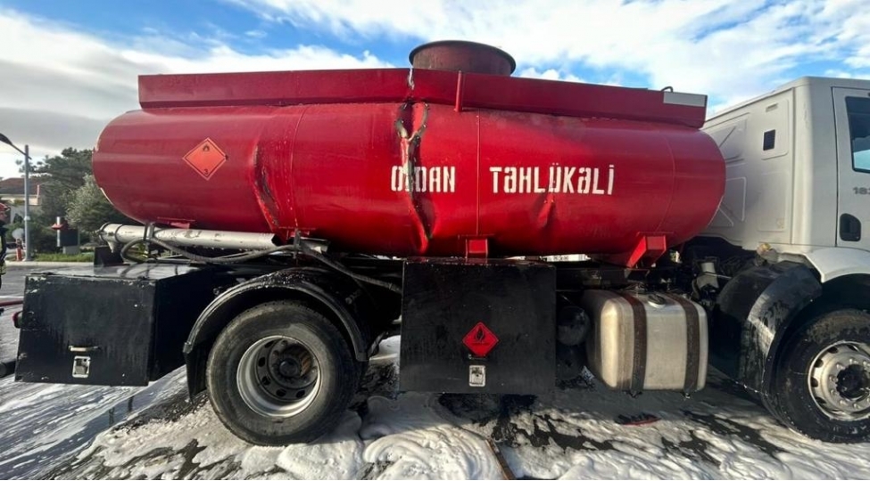 pirallahida-yanacaq-mashininda-partlayish-olub-yanginin-qarshisi-alinib-fotovideo