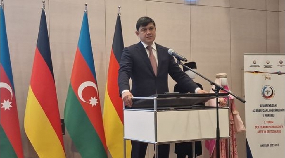 almaniyadaki-azerbaycanli-hekimlerin-ii-forumu-kechirilir