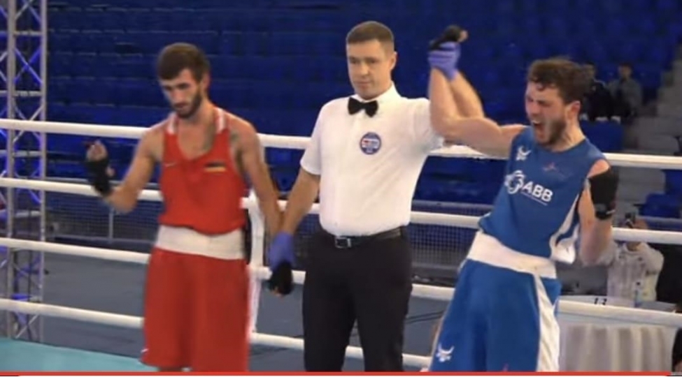 azerbaycan-bokschusu-ermenini-meglub-ederek-ikiqat-avropa-chempionu-olub