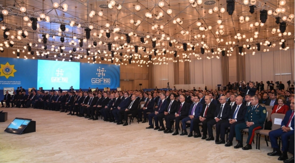 bakida-gomruk-biznes-forumu-2023-cu-il-bashlayib-foto