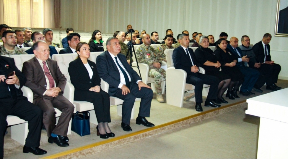 biz-qayidacagiqsenedli-filminin-teqdimat-merasimi-kechirildi-foto